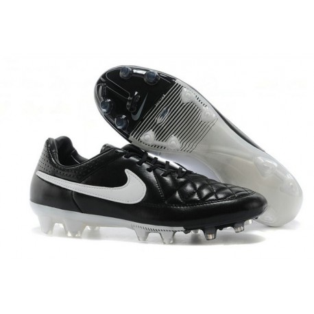 тост въведете Паметник New Leather Ronaldinho Nike Tiempo Legend 5 FG Boots Black White